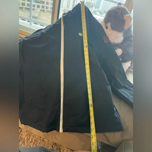 Men’s Jacket - Picture 2 of 14